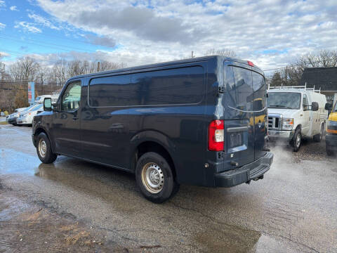 2017 Nissan NV 2500 HD S