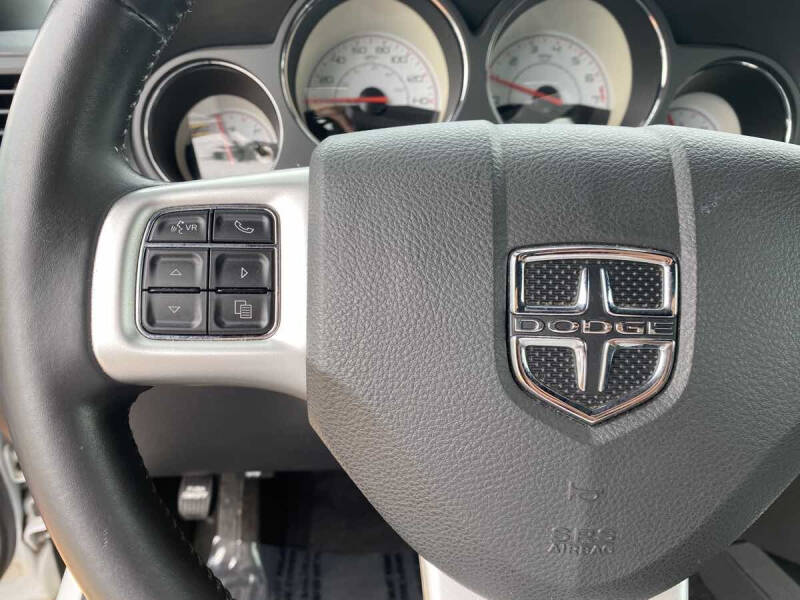 2014 Dodge Challenger SXT