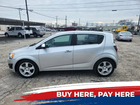 2015 Chevrolet Sonic for sale at Meadows Motor Company in Cleburne TX