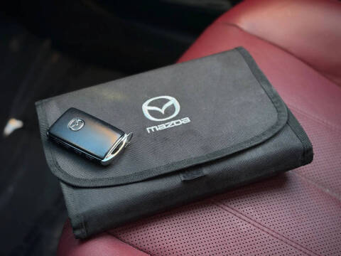 2021 Mazda MAZDA6 Carbon Edition