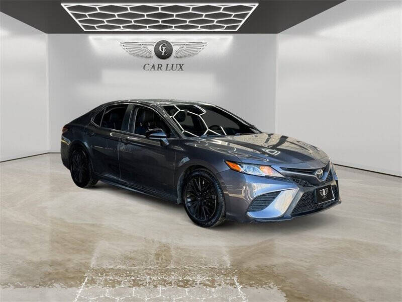 2019 Toyota Camry SE