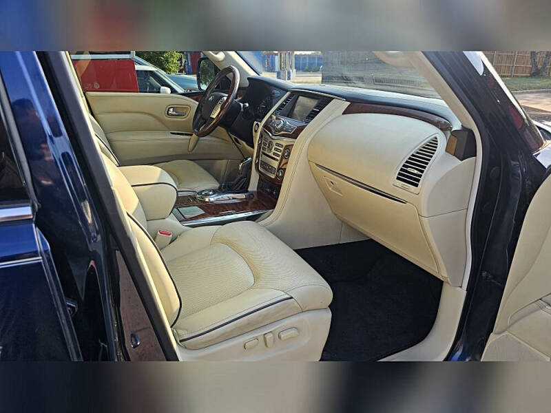 2019 Infiniti QX80 Luxe