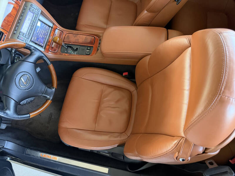 2005 Lexus SC 430