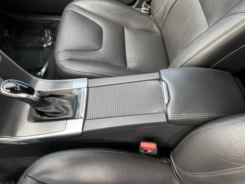 2016 Volvo XC60 T6 Drive-E