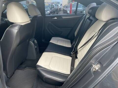 2016 Volkswagen Jetta 1.8T Sport