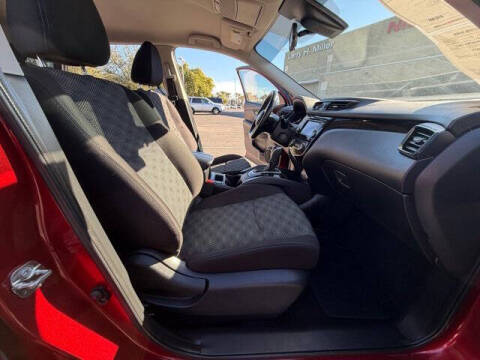 2021 Nissan Rogue Sport SV