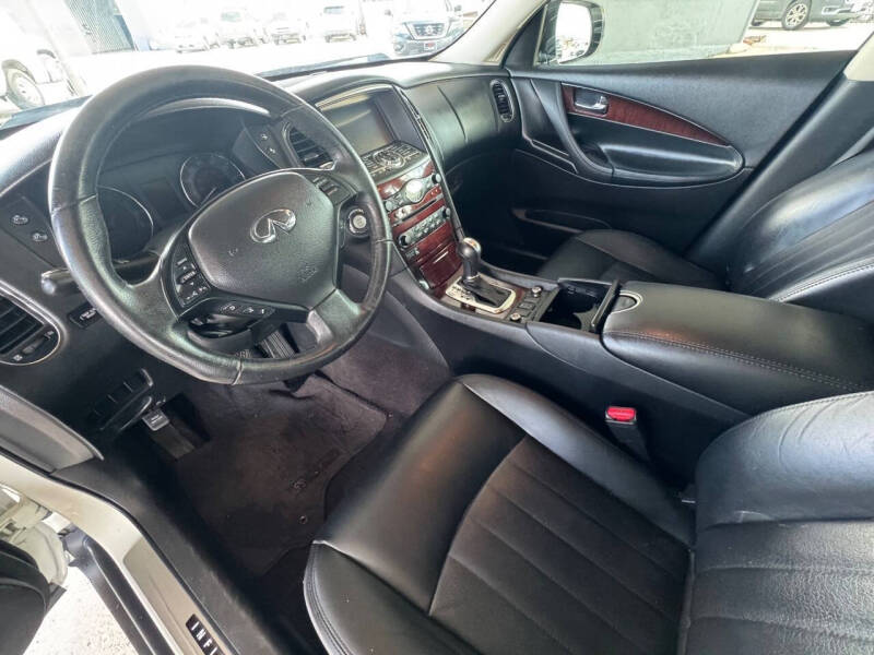 2016 Infiniti QX50