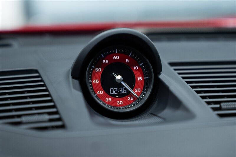 2020 Porsche 911 Carrera S