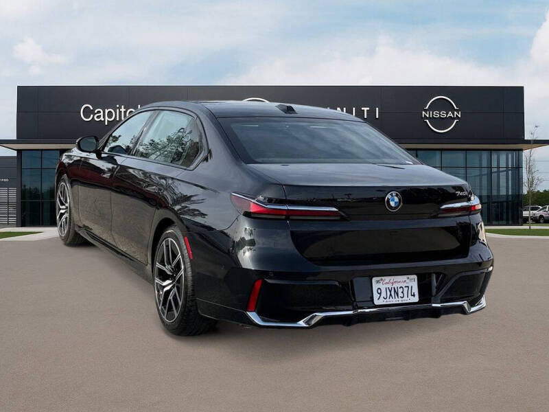 2024 BMW 7 Series 740i