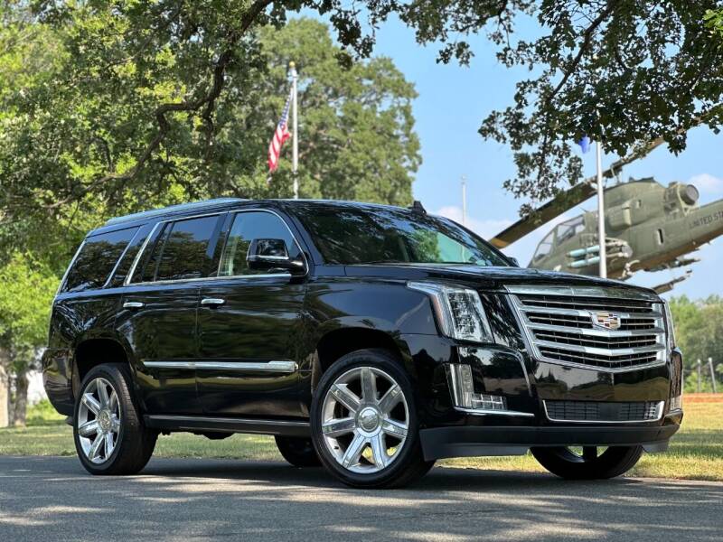 2017 Cadillac Escalade for sale at Every Day Auto Sales in Shakopee MN