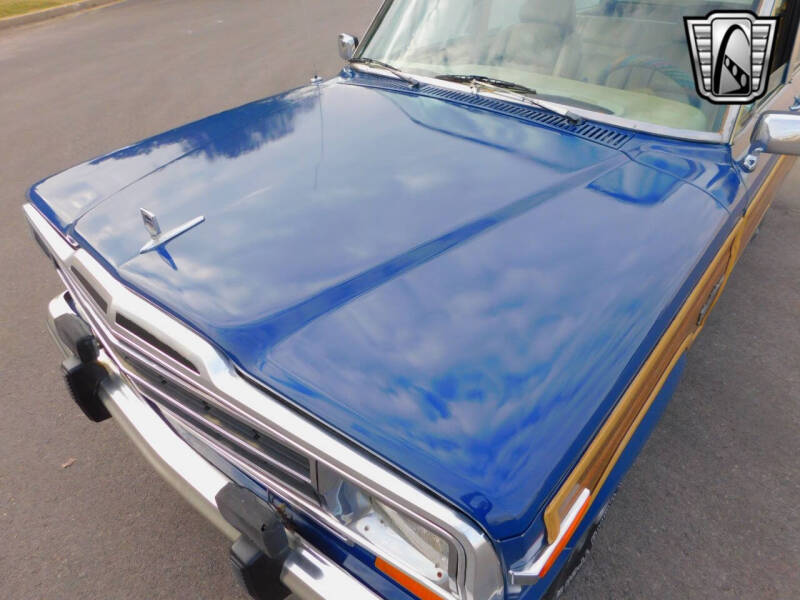 1989 Jeep Grand Wagoneer