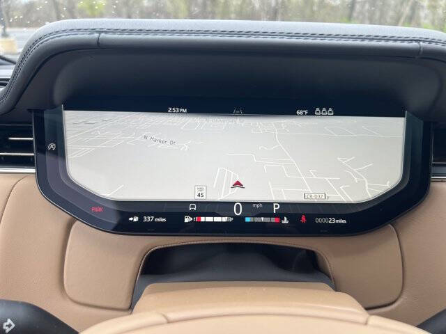 2025 Land Rover Range Rover P530 SE