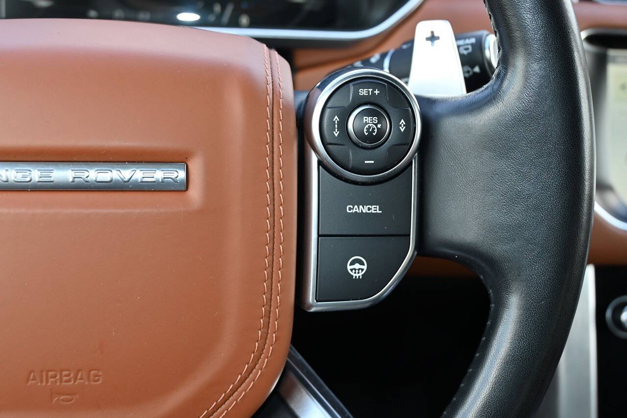 2017 Land Rover Range Rover 16
