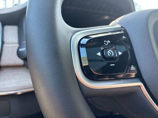 2026 Volvo XC90 B6 Plus 7P