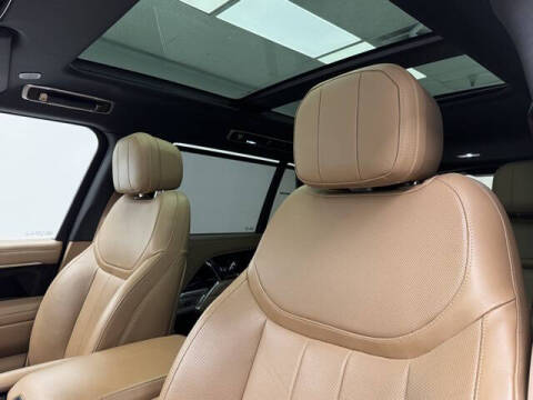 2023 Land Rover Range Rover P530 SE LWB