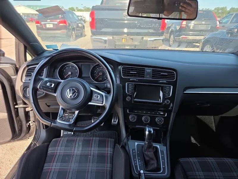 2015 Volkswagen Golf GTI S
