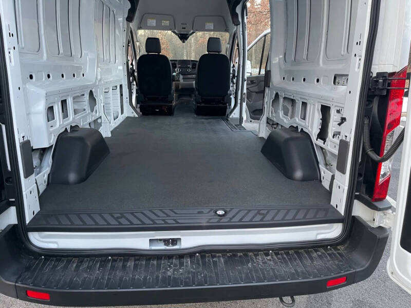 2022 Ford Transit 250