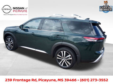 2024 Nissan Pathfinder Platinum