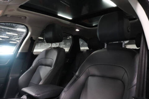 2021 Jaguar F-PACE P250