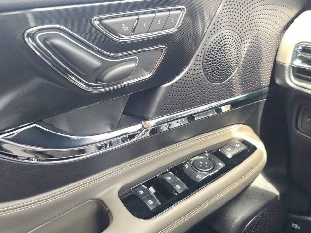 2025 Lincoln Corsair Reserve