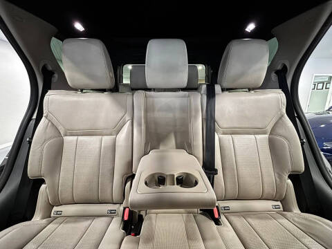 2017 Land Rover Discovery SE