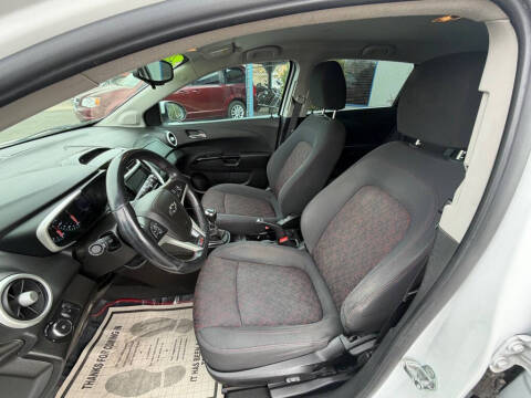 2018 Chevrolet Sonic LT Manual