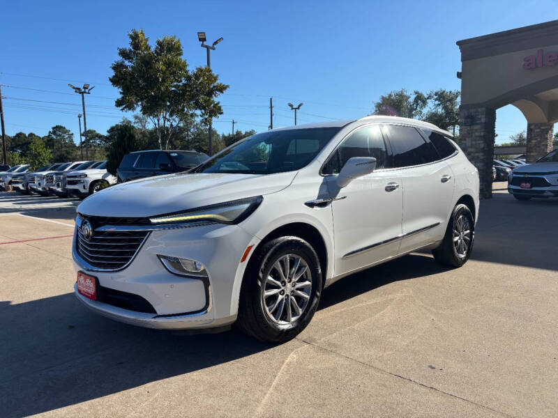 2022 Buick Enclave Essence