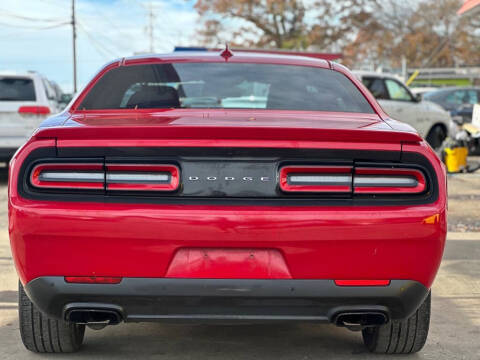 2016 Dodge Challenger SXT