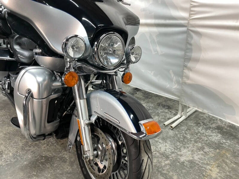 2012 Harley-Davidson FLHTK Ultra Limited