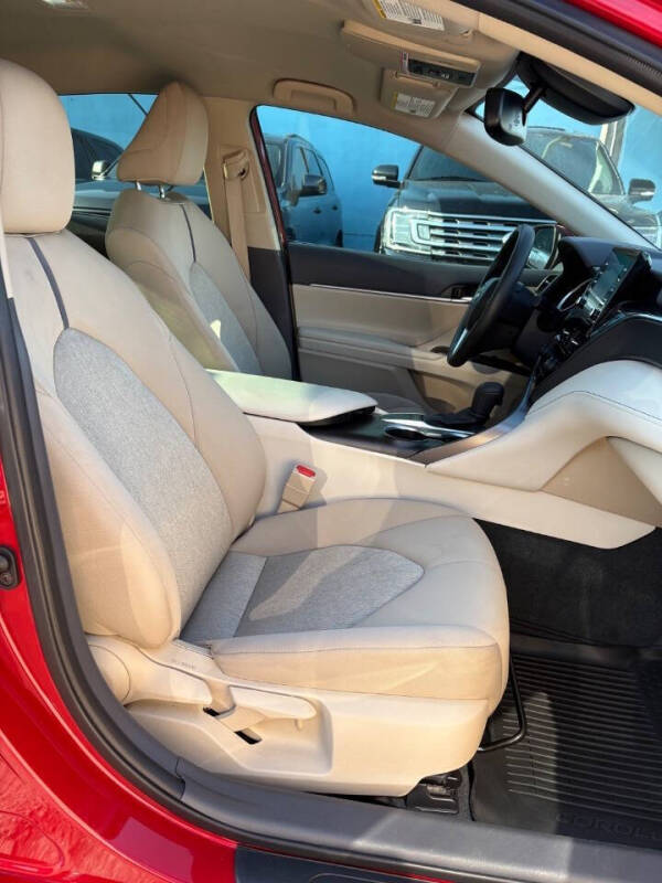 2023 Toyota Camry LE