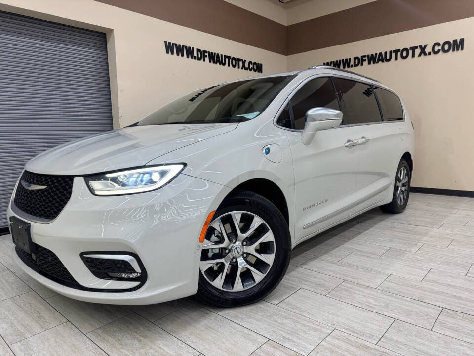 2021 Chrysler Pacifica Hybrid for sale at DFW Auto & Services Inc in Fort Worth, TX