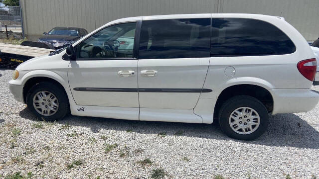 2002 Dodge Grand Caravan for sale at AMS Auto Sales LLC in Kansas City, MO