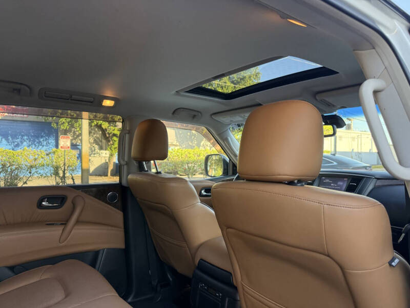 2016 Infiniti QX80 Limited