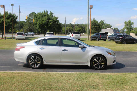 2016 Nissan Altima 2.5 SR