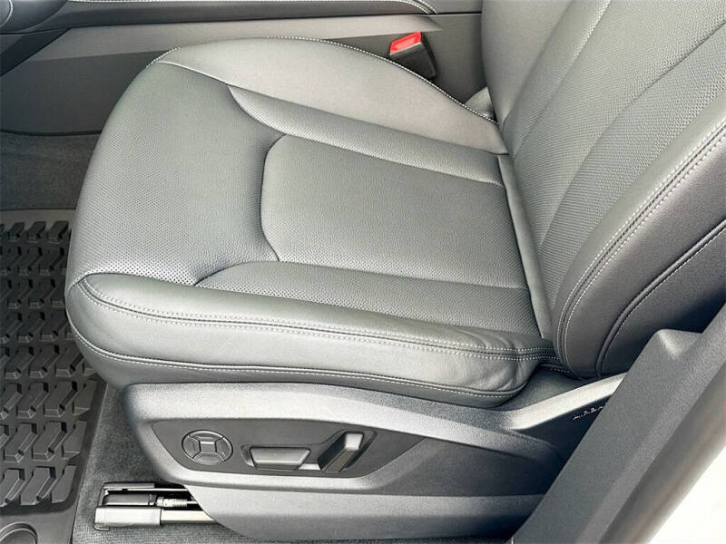 2026 Audi Q8 quattro Premium Plus 55 TFSI