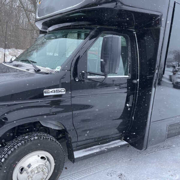 2025 Ford E-Series