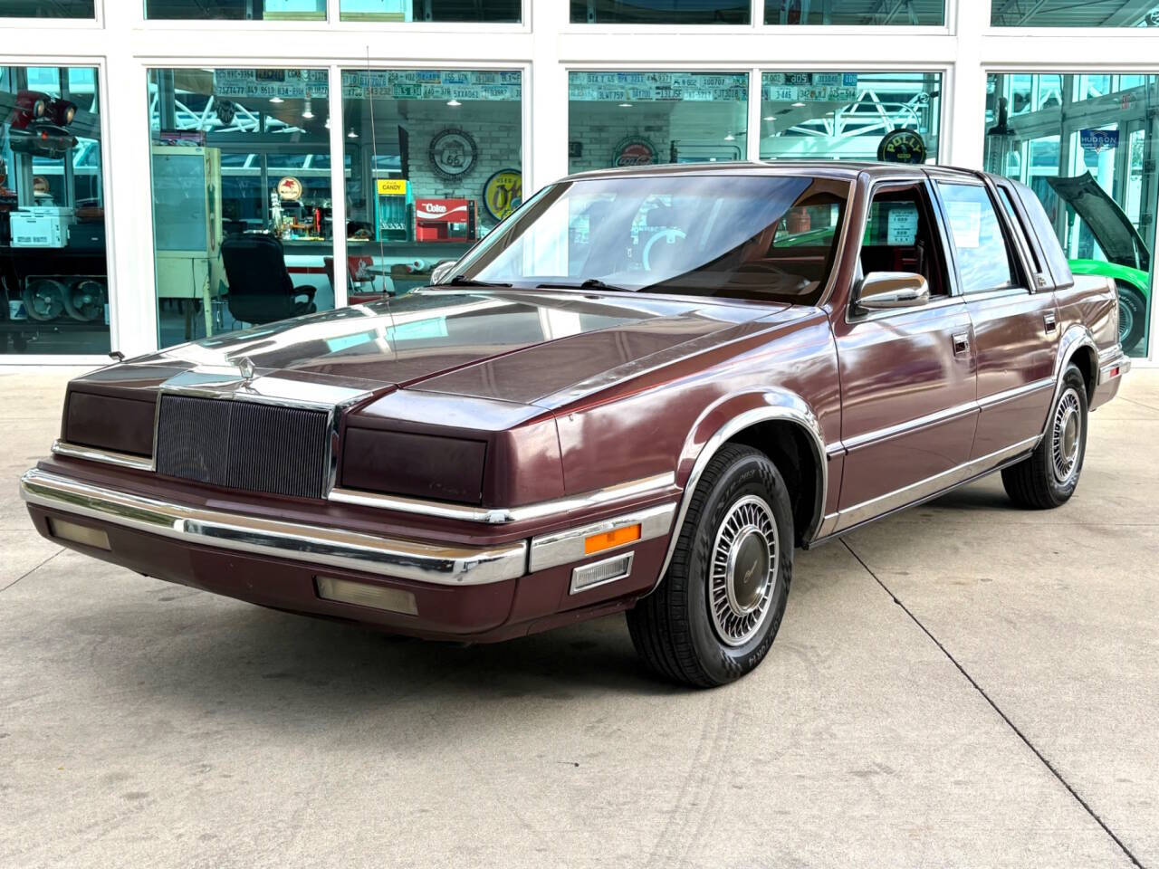 1990 Chrysler New Yorker 12