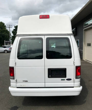 2014 Ford E-Series E-150