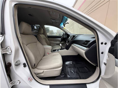 2011 Subaru Outback 2.5i