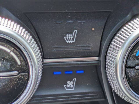 2023 Genesis G70