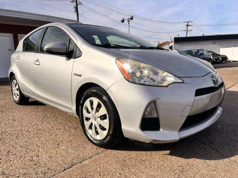 2012 Toyota Prius c Two