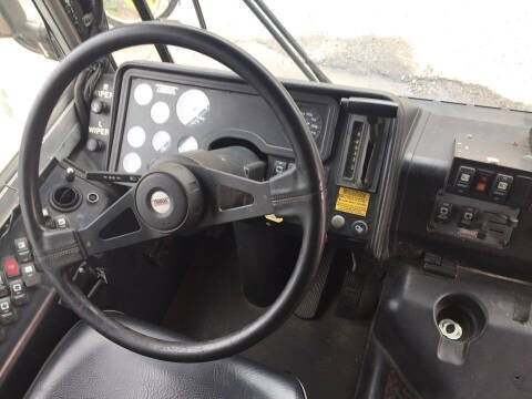 2000 Thomas Built Buses Saf-T-Liner EF