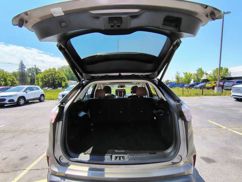 2019 Ford Edge Titanium