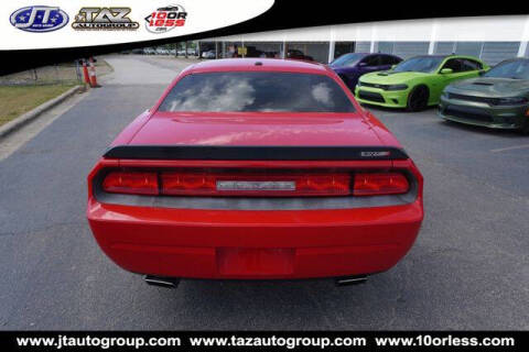 2010 Dodge Challenger SRT8