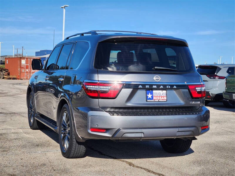 2022 Nissan Armada Platinum