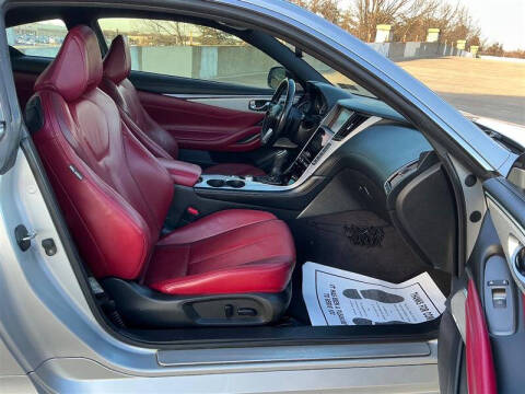 2017 Infiniti Q60 Red Sport 400