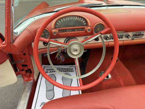 1956 Ford Thunderbird
