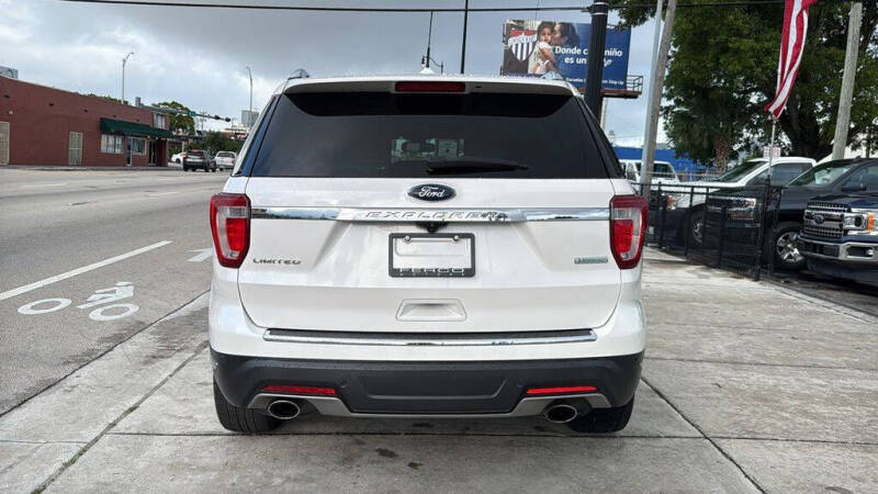 2019 Ford Explorer Limited