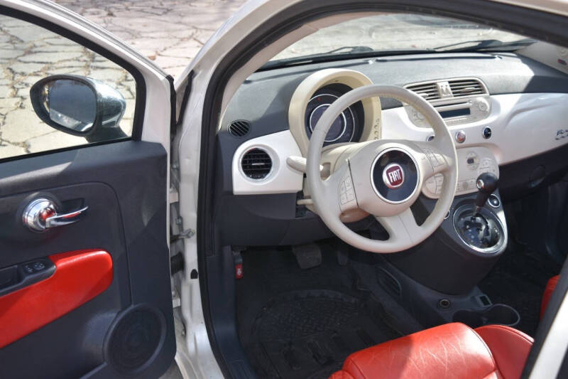 2015 FIAT 500c Lounge