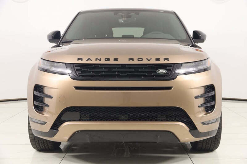 2024 Land Rover Range Rover Evoque P250 Dynamic SE